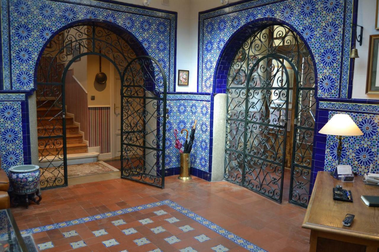 Hotel Villegas Valencia de Don Juan Exteriör bild